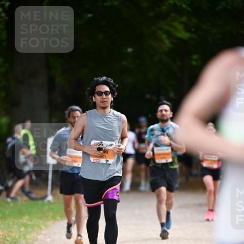 31.08.2025 - 21. Blankeneser Heldenlauf Dr. Thomas Lammeyer http://msf.ph/oto/8646473 31.08.2025 11:18:47 Laufen 5301 meine-sportfotos.de