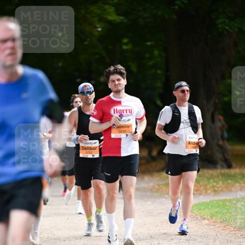 31.08.2025 - 21. Blankeneser Heldenlauf Dr. Thomas Lammeyer http://msf.ph/oto/8646517 31.08.2025 11:18:57 Laufen 5722, 5630, 5326 meine-sportfotos.de