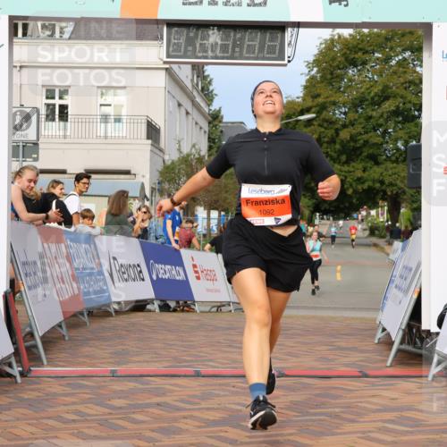 31.08.2025 - 21. Blankeneser Heldenlauf Strokosch-Dieckow http://msf.ph/oto/8646536 31.08.2025 09:52:44 Ziel 1169, 1092, 1170 meine-sportfotos.de