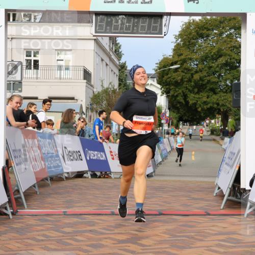 31.08.2025 - 21. Blankeneser Heldenlauf Strokosch-Dieckow http://msf.ph/oto/8646578 31.08.2025 09:52:44 Ziel 1169, 1092, 1170 meine-sportfotos.de