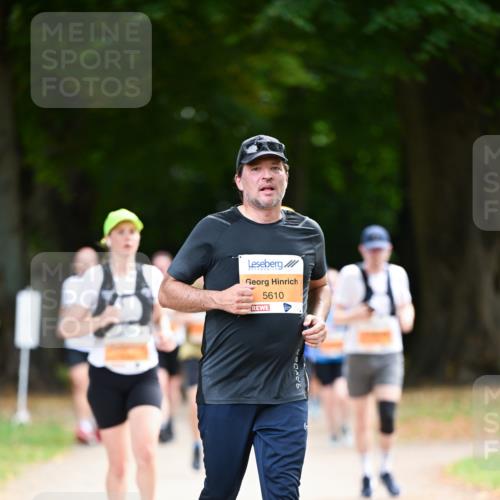 31.08.2025 - 21. Blankeneser Heldenlauf Dr. Thomas Lammeyer http://msf.ph/oto/8646607 31.08.2025 11:19:16 Laufen 5610 meine-sportfotos.de