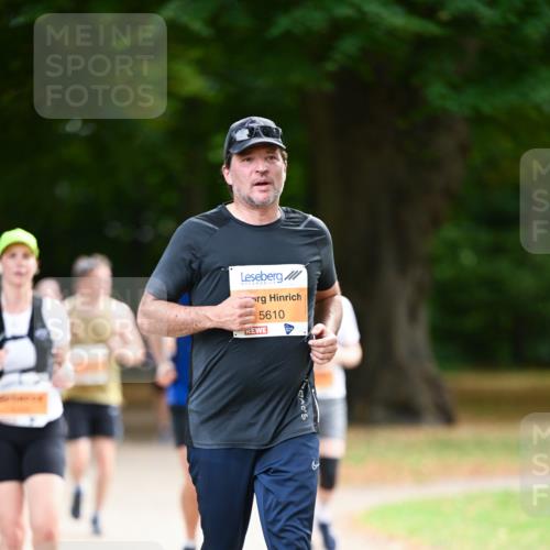 31.08.2025 - 21. Blankeneser Heldenlauf Dr. Thomas Lammeyer http://msf.ph/oto/8646614 31.08.2025 11:19:16 Laufen 5610 meine-sportfotos.de