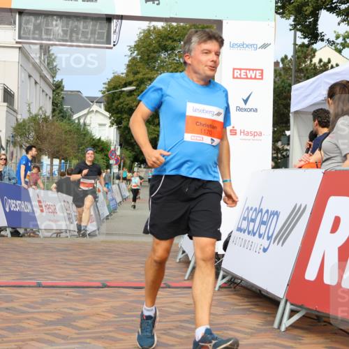 31.08.2025 - 21. Blankeneser Heldenlauf Strokosch-Dieckow http://msf.ph/oto/8646629 31.08.2025 09:52:42 Ziel 1169, 1092, 1170 meine-sportfotos.de