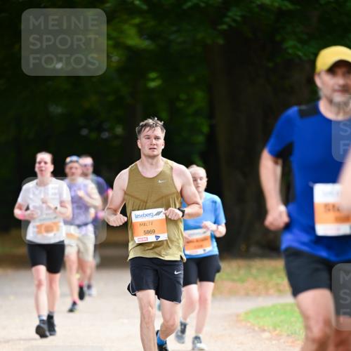 31.08.2025 - 21. Blankeneser Heldenlauf Dr. Thomas Lammeyer http://msf.ph/oto/8646634 31.08.2025 11:19:20 Laufen 5869 meine-sportfotos.de