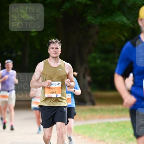 31.08.2025 - 21. Blankeneser Heldenlauf Dr. Thomas Lammeyer http://msf.ph/oto/8646646 31.08.2025 11:19:21 Laufen 5869 meine-sportfotos.de