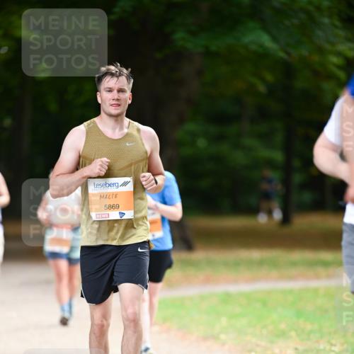 31.08.2025 - 21. Blankeneser Heldenlauf Dr. Thomas Lammeyer http://msf.ph/oto/8646651 31.08.2025 11:19:22 Laufen 5869 meine-sportfotos.de