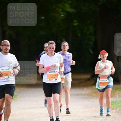 31.08.2025 - 21. Blankeneser Heldenlauf Dr. Thomas Lammeyer http://msf.ph/oto/8646662 31.08.2025 11:19:23 Laufen 5824, 5825 meine-sportfotos.de