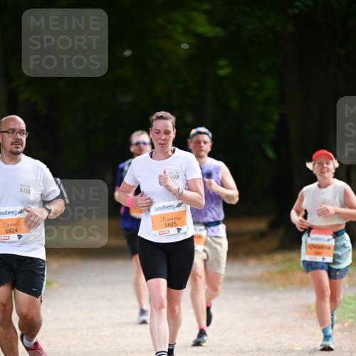 31.08.2025 - 21. Blankeneser Heldenlauf Dr. Thomas Lammeyer http://msf.ph/oto/8646666 31.08.2025 11:19:24 Laufen 5824, 5825 meine-sportfotos.de