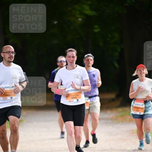 31.08.2025 - 21. Blankeneser Heldenlauf Dr. Thomas Lammeyer http://msf.ph/oto/8646667 31.08.2025 11:19:24 Laufen 5824, 5825 meine-sportfotos.de