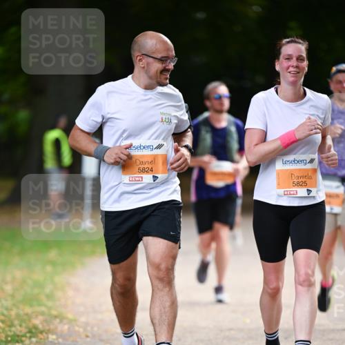 31.08.2025 - 21. Blankeneser Heldenlauf Dr. Thomas Lammeyer http://msf.ph/oto/8646682 31.08.2025 11:19:26 Laufen 5824, 5825 meine-sportfotos.de