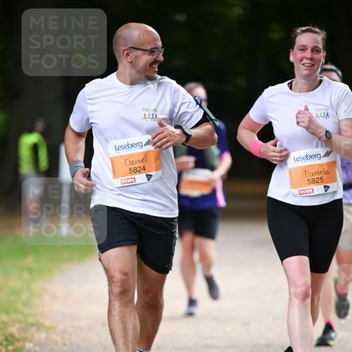 31.08.2025 - 21. Blankeneser Heldenlauf Dr. Thomas Lammeyer http://msf.ph/oto/8646687 31.08.2025 11:19:26 Laufen 5824, 5825 meine-sportfotos.de