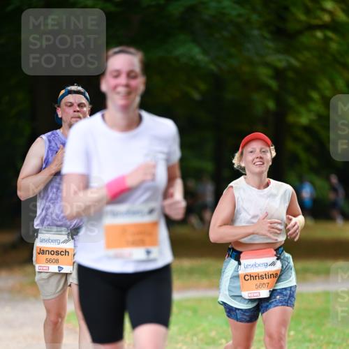 31.08.2025 - 21. Blankeneser Heldenlauf Dr. Thomas Lammeyer http://msf.ph/oto/8646693 31.08.2025 11:19:27 Laufen 5608, 5607 meine-sportfotos.de