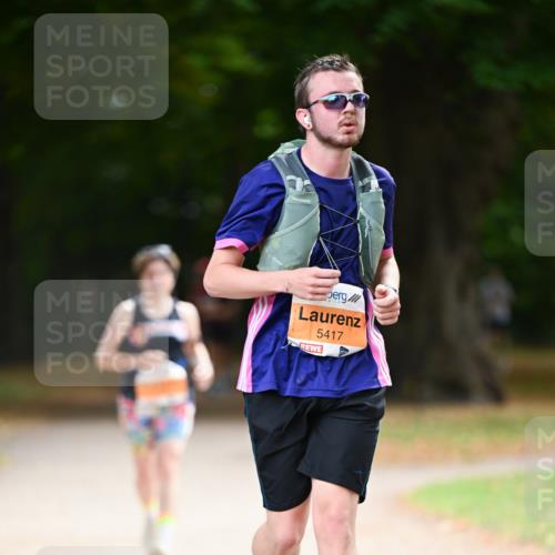 31.08.2025 - 21. Blankeneser Heldenlauf Dr. Thomas Lammeyer http://msf.ph/oto/8646702 31.08.2025 11:19:30 Laufen 5417 meine-sportfotos.de