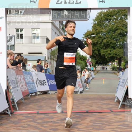 31.08.2025 - 21. Blankeneser Heldenlauf Strokosch-Dieckow http://msf.ph/oto/8646761 31.08.2025 09:51:54 Ziel 1110 meine-sportfotos.de