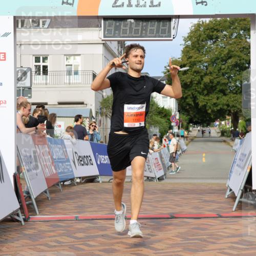 31.08.2025 - 21. Blankeneser Heldenlauf Strokosch-Dieckow http://msf.ph/oto/8646768 31.08.2025 09:51:53 Ziel 1110 meine-sportfotos.de