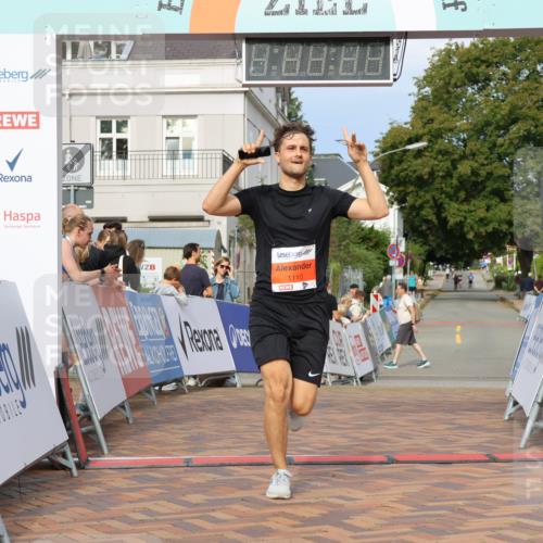 31.08.2025 - 21. Blankeneser Heldenlauf Strokosch-Dieckow http://msf.ph/oto/8646791 31.08.2025 09:51:53 Ziel 1110 meine-sportfotos.de
