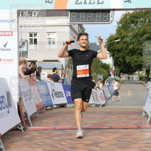 31.08.2025 - 21. Blankeneser Heldenlauf Strokosch-Dieckow http://msf.ph/oto/8646799 31.08.2025 09:51:53 Ziel 1110 meine-sportfotos.de