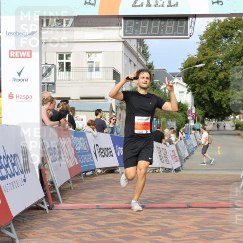 31.08.2025 - 21. Blankeneser Heldenlauf Strokosch-Dieckow http://msf.ph/oto/8646828 31.08.2025 09:51:53 Ziel 1110 meine-sportfotos.de