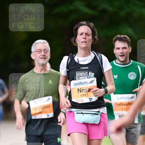 31.08.2025 - 21. Blankeneser Heldenlauf Dr. Thomas Lammeyer http://msf.ph/oto/8646847 31.08.2025 11:20:01 Laufen 5711, 5117 meine-sportfotos.de