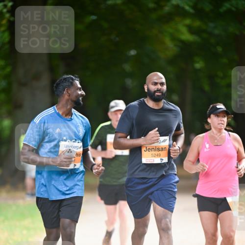 31.08.2025 - 21. Blankeneser Heldenlauf Dr. Thomas Lammeyer http://msf.ph/oto/8646866 31.08.2025 11:20:04 Laufen 5249 meine-sportfotos.de