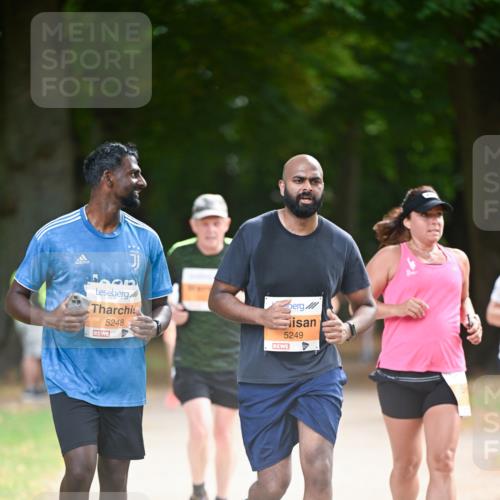 31.08.2025 - 21. Blankeneser Heldenlauf Dr. Thomas Lammeyer http://msf.ph/oto/8646868 31.08.2025 11:20:04 Laufen 5248, 5249 meine-sportfotos.de