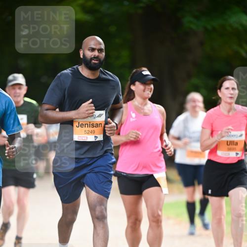 31.08.2025 - 21. Blankeneser Heldenlauf Dr. Thomas Lammeyer http://msf.ph/oto/8646873 31.08.2025 11:20:05 Laufen 5249, 5605 meine-sportfotos.de