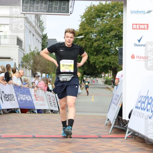 31.08.2025 - 21. Blankeneser Heldenlauf Strokosch-Dieckow http://msf.ph/oto/8646885 31.08.2025 10:20:26 Ziel 2401, 2028, 2362 meine-sportfotos.de