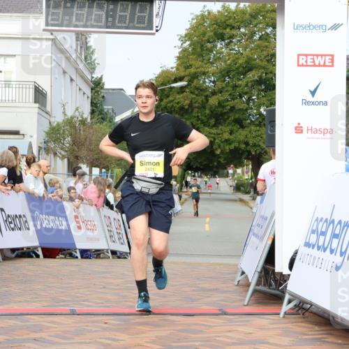 31.08.2025 - 21. Blankeneser Heldenlauf Strokosch-Dieckow http://msf.ph/oto/8646907 31.08.2025 10:20:26 Ziel 2401, 2028, 2362 meine-sportfotos.de