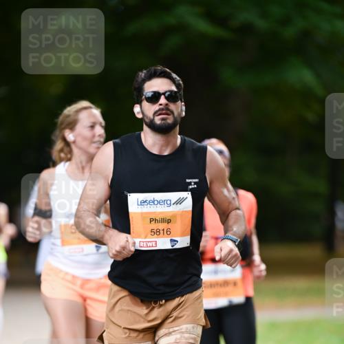 31.08.2025 - 21. Blankeneser Heldenlauf Dr. Thomas Lammeyer http://msf.ph/oto/8646933 31.08.2025 11:20:17 Laufen 5816 meine-sportfotos.de