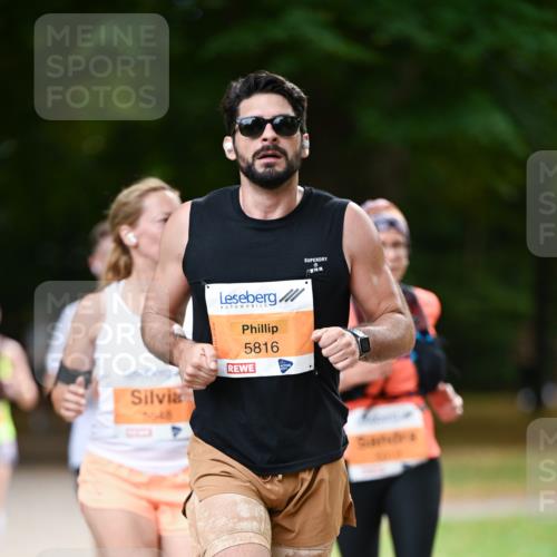 31.08.2025 - 21. Blankeneser Heldenlauf Dr. Thomas Lammeyer http://msf.ph/oto/8646934 31.08.2025 11:20:17 Laufen 5816 meine-sportfotos.de