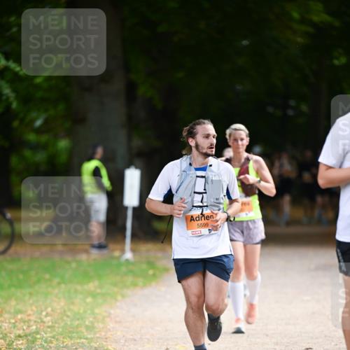 31.08.2025 - 21. Blankeneser Heldenlauf Dr. Thomas Lammeyer http://msf.ph/oto/8646936 31.08.2025 11:20:18 Laufen 5599 meine-sportfotos.de