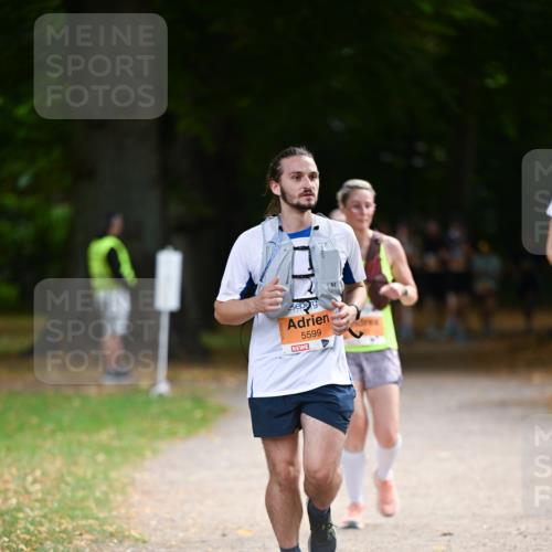 31.08.2025 - 21. Blankeneser Heldenlauf Dr. Thomas Lammeyer http://msf.ph/oto/8646945 31.08.2025 11:20:18 Laufen 5599 meine-sportfotos.de