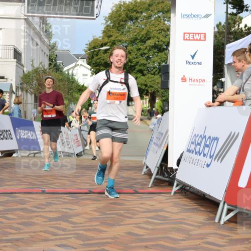 31.08.2025 - 21. Blankeneser Heldenlauf Strokosch-Dieckow http://msf.ph/oto/8646964 31.08.2025 09:51:21 Ziel 1081, 1074, 1145 meine-sportfotos.de