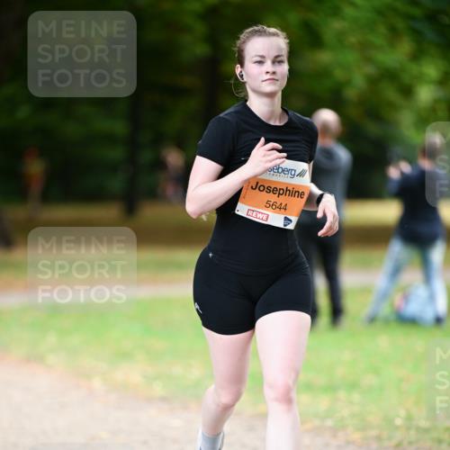 31.08.2025 - 21. Blankeneser Heldenlauf Dr. Thomas Lammeyer http://msf.ph/oto/8646989 31.08.2025 11:20:25 Laufen 5644 meine-sportfotos.de