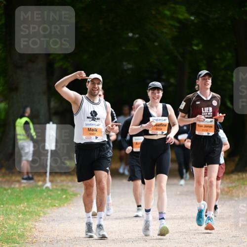 31.08.2025 - 21. Blankeneser Heldenlauf Dr. Thomas Lammeyer http://msf.ph/oto/8647001 31.08.2025 11:20:34 Laufen 5007, 5034, 5518 meine-sportfotos.de