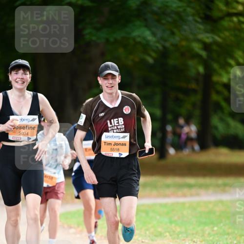 31.08.2025 - 21. Blankeneser Heldenlauf Dr. Thomas Lammeyer http://msf.ph/oto/8647027 31.08.2025 11:20:37 Laufen 5034, 5518 meine-sportfotos.de
