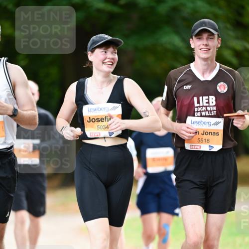 31.08.2025 - 21. Blankeneser Heldenlauf Dr. Thomas Lammeyer http://msf.ph/oto/8647038 31.08.2025 11:20:39 Laufen 5034, 5518 meine-sportfotos.de