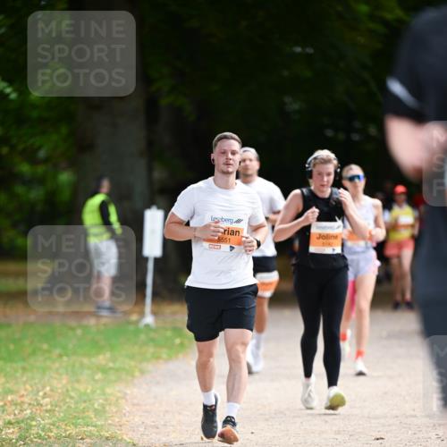 31.08.2025 - 21. Blankeneser Heldenlauf Dr. Thomas Lammeyer http://msf.ph/oto/8647061 31.08.2025 11:20:43 Laufen 5551, 5742 meine-sportfotos.de