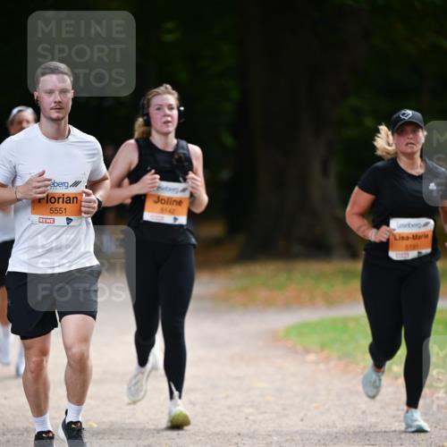 31.08.2025 - 21. Blankeneser Heldenlauf Dr. Thomas Lammeyer http://msf.ph/oto/8647080 31.08.2025 11:20:45 Laufen 5551, 5142, 5191 meine-sportfotos.de
