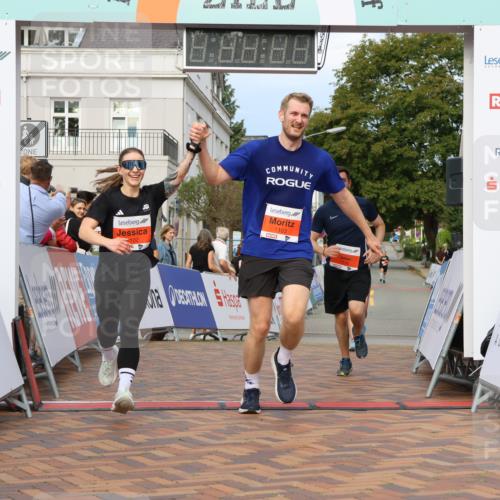 31.08.2025 - 21. Blankeneser Heldenlauf Strokosch-Dieckow http://msf.ph/oto/8647126 31.08.2025 09:50:06 Ziel 1176, 1102, 1103, 1043 meine-sportfotos.de