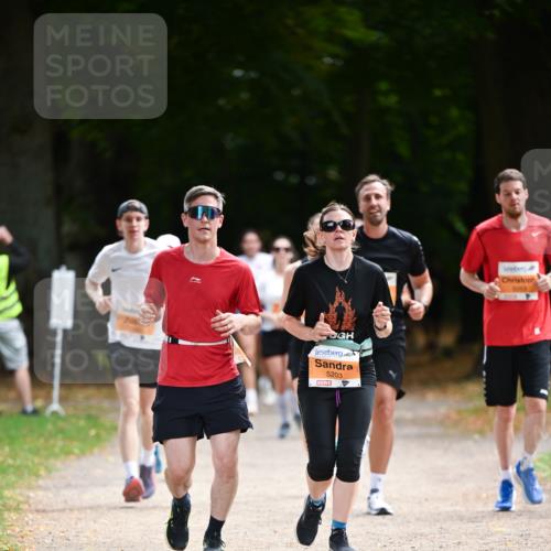 31.08.2025 - 21. Blankeneser Heldenlauf Dr. Thomas Lammeyer http://msf.ph/oto/8647182 31.08.2025 11:21:01 Laufen 5203, 5053 meine-sportfotos.de