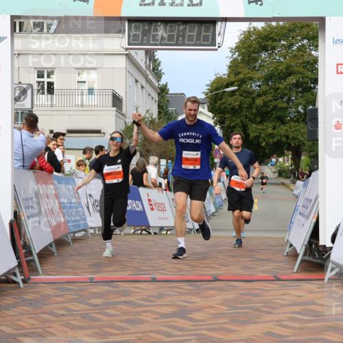 31.08.2025 - 21. Blankeneser Heldenlauf Strokosch-Dieckow http://msf.ph/oto/8647210 31.08.2025 09:50:05 Ziel 1176, 1102, 1103, 1043 meine-sportfotos.de