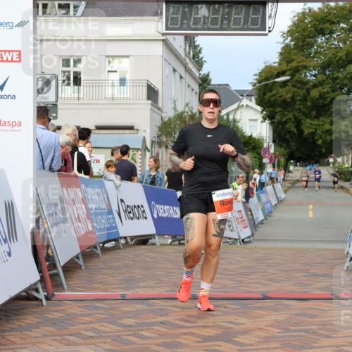 31.08.2025 - 21. Blankeneser Heldenlauf Strokosch-Dieckow http://msf.ph/oto/8647296 31.08.2025 09:49:46 Ziel 1003, 1069 meine-sportfotos.de