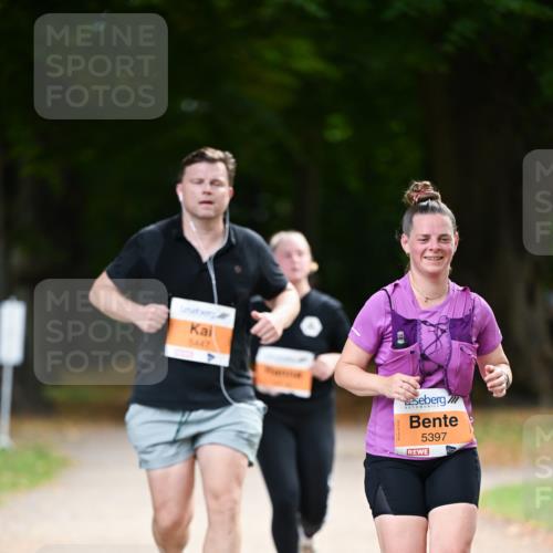 31.08.2025 - 21. Blankeneser Heldenlauf Dr. Thomas Lammeyer http://msf.ph/oto/8647308 31.08.2025 11:21:25 Laufen 5447, 5397 meine-sportfotos.de