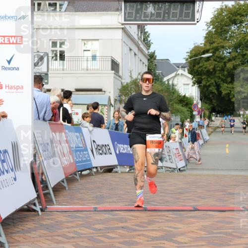 31.08.2025 - 21. Blankeneser Heldenlauf Strokosch-Dieckow http://msf.ph/oto/8647336 31.08.2025 09:49:45 Ziel 1003, 1069 meine-sportfotos.de