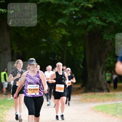 31.08.2025 - 21. Blankeneser Heldenlauf Dr. Thomas Lammeyer http://msf.ph/oto/8647363 31.08.2025 11:21:48 Laufen 5601 meine-sportfotos.de