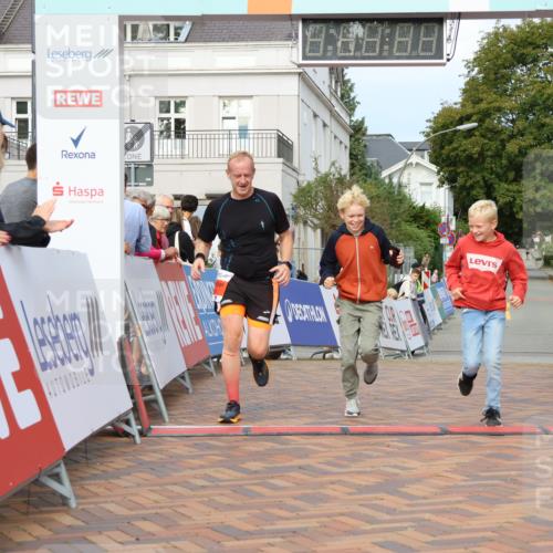 31.08.2025 - 21. Blankeneser Heldenlauf Strokosch-Dieckow http://msf.ph/oto/8647468 31.08.2025 09:49:15 Ziel 1045, 1028 meine-sportfotos.de