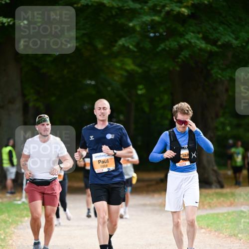 31.08.2025 - 21. Blankeneser Heldenlauf Dr. Thomas Lammeyer http://msf.ph/oto/8647469 31.08.2025 11:21:59 Laufen 5009 meine-sportfotos.de