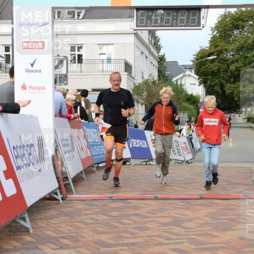 31.08.2025 - 21. Blankeneser Heldenlauf Strokosch-Dieckow http://msf.ph/oto/8647490 31.08.2025 09:49:15 Ziel 1045, 1028 meine-sportfotos.de