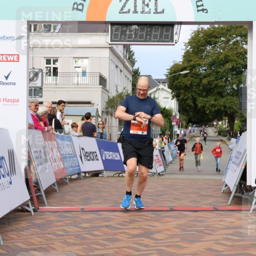 31.08.2025 - 21. Blankeneser Heldenlauf Strokosch-Dieckow http://msf.ph/oto/8647552 31.08.2025 09:49:08 Ziel 1045 meine-sportfotos.de